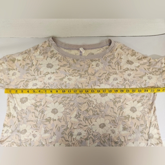 Free People FP Movement Radiate Positive Vibes Long Sleeve Floral Crewneck Sz Sm - Picture 8 of 10